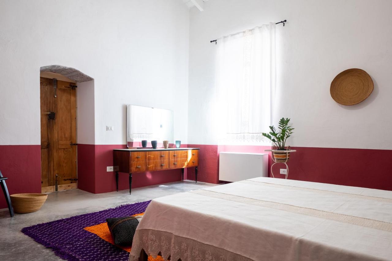 Binzas Betzas Agriturismo Sedilo エクステリア 写真