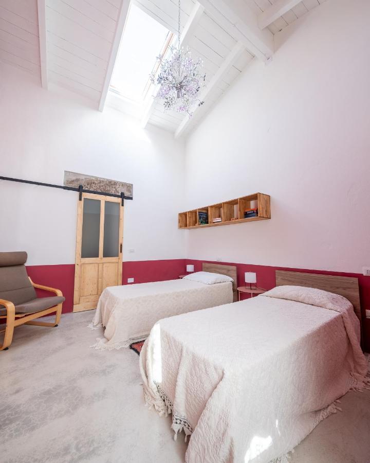 Binzas Betzas Agriturismo Sedilo エクステリア 写真