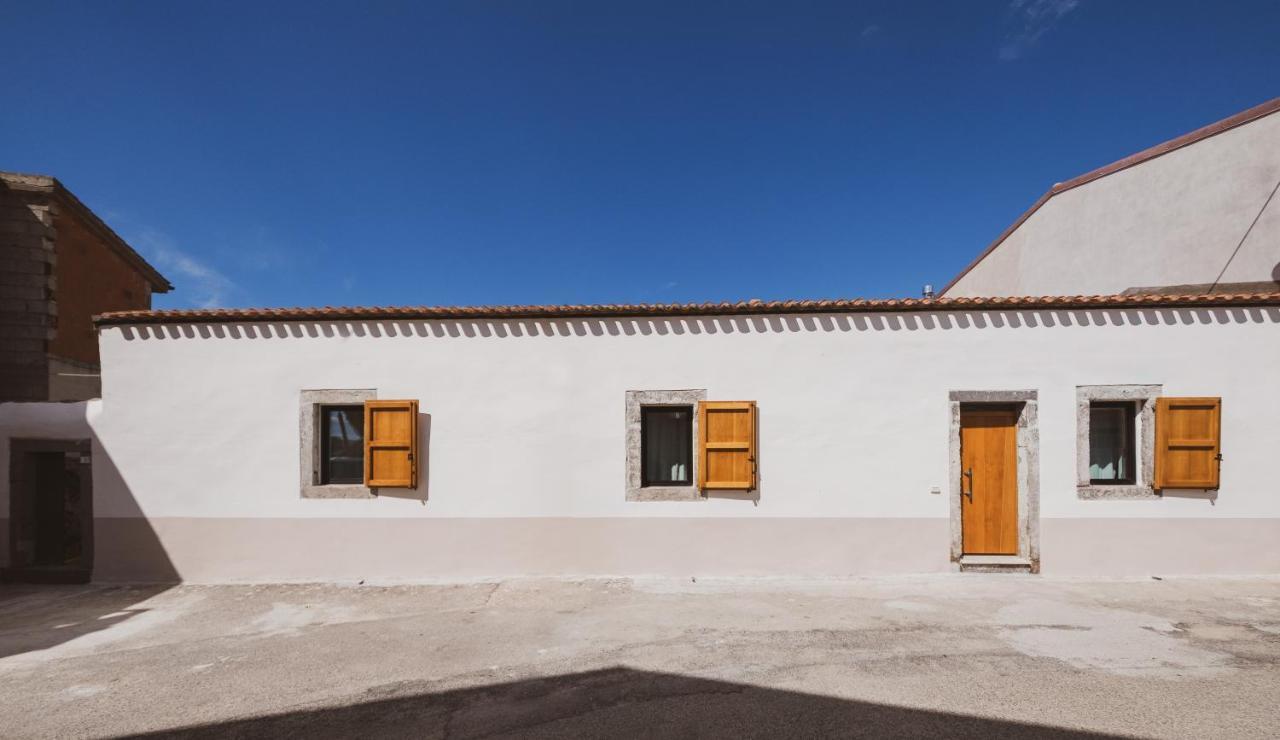 Binzas Betzas Agriturismo Sedilo エクステリア 写真