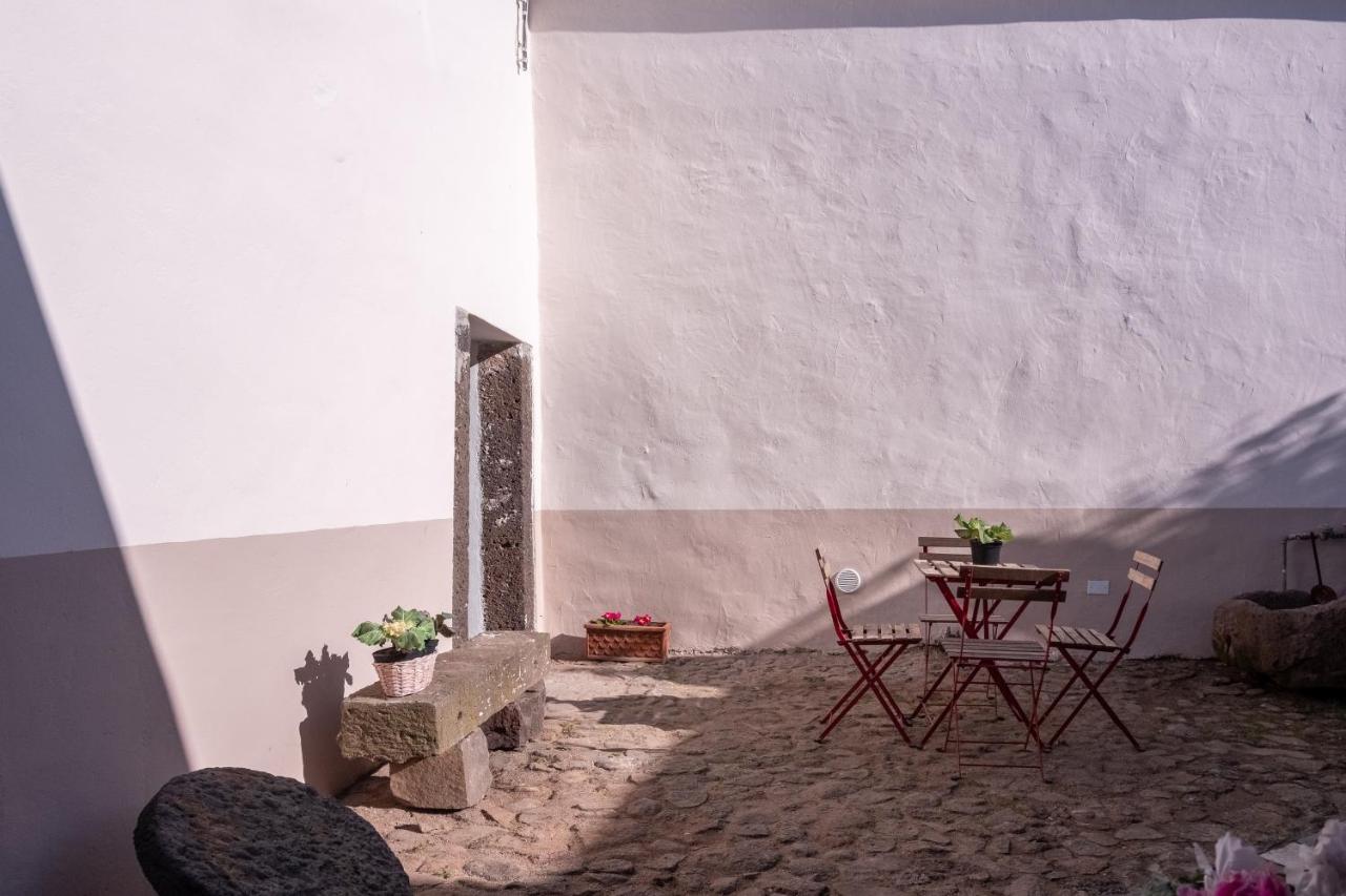 Binzas Betzas Agriturismo Sedilo エクステリア 写真